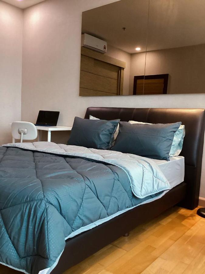 Backpackers Cozy Apartment Kl Sentral Куала-Лумпур Екстер'єр фото