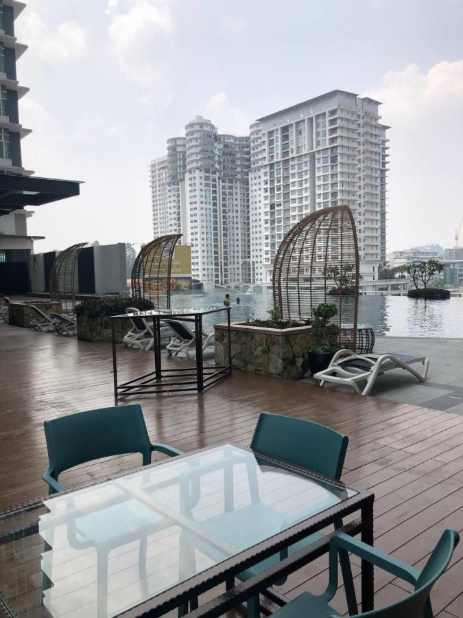 Backpackers Cozy Apartment Kl Sentral Куала-Лумпур Екстер'єр фото