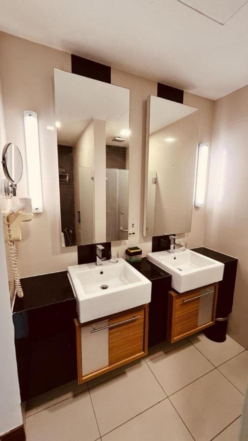 Backpackers Cozy Apartment Kl Sentral Куала-Лумпур Екстер'єр фото