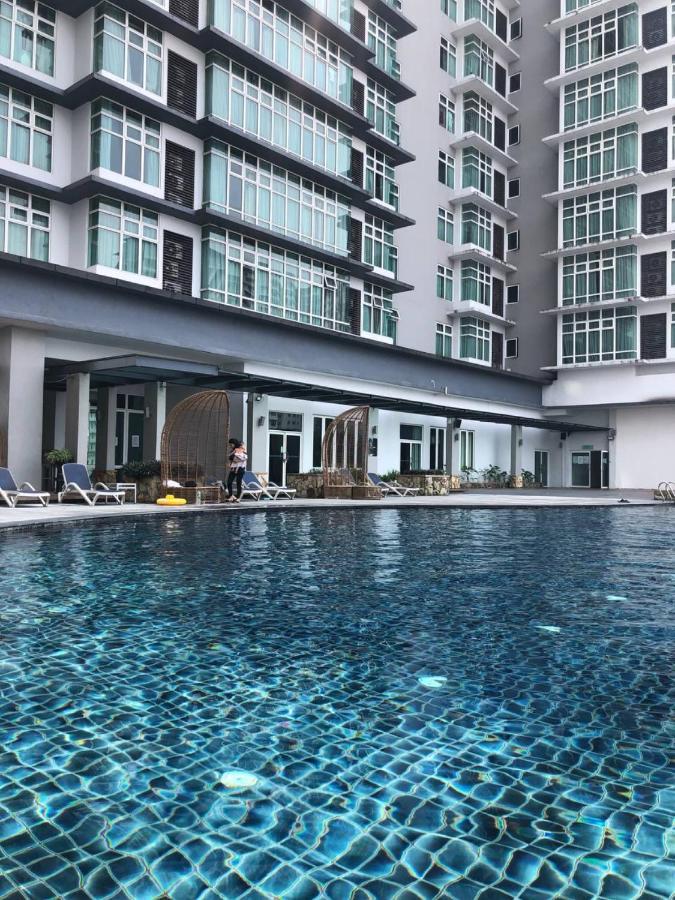 Backpackers Cozy Apartment Kl Sentral Куала-Лумпур Екстер'єр фото