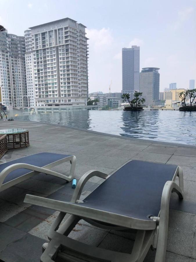 Backpackers Cozy Apartment Kl Sentral Куала-Лумпур Екстер'єр фото